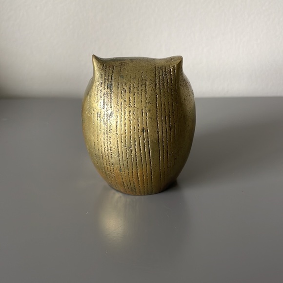 Vintage Small Brass Owl Shelf Decor Paper Weight - Picture 7 of 9